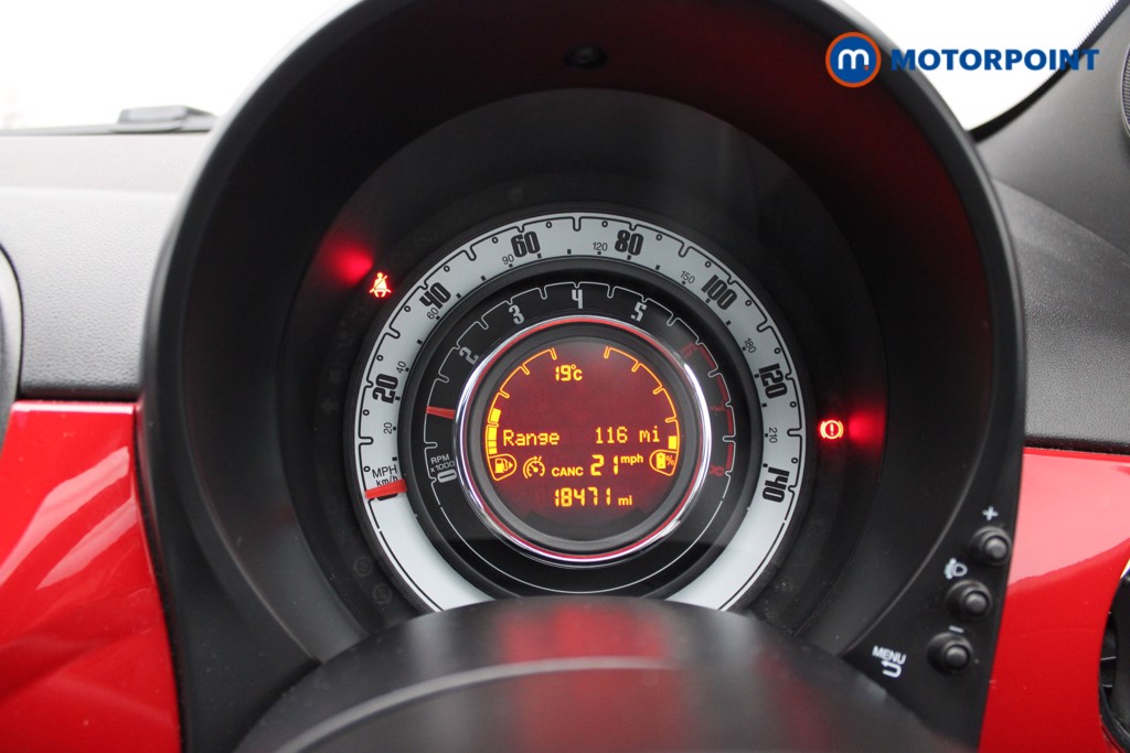 Fiat 500 Lounge Manual Petrol-Electric Hybrid Hatchback - Stock Number (1552914) - 4th supplementary image