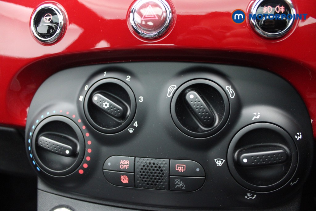 Fiat 500 Lounge Manual Petrol-Electric Hybrid Hatchback - Stock Number (1552914) - 8th supplementary image