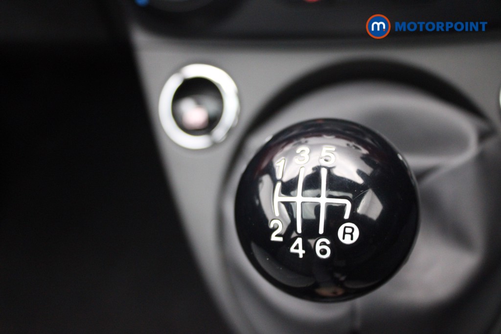 Fiat 500 Lounge Manual Petrol-Electric Hybrid Hatchback - Stock Number (1552914) - 11th supplementary image