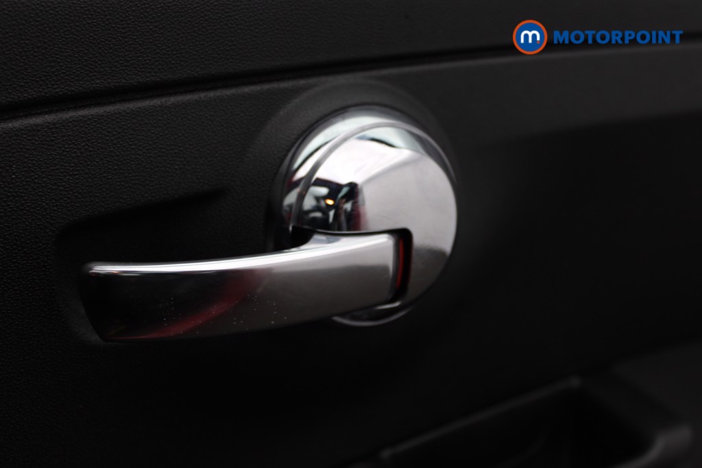 Fiat 500 Lounge Manual Petrol-Electric Hybrid Hatchback - Stock Number (1552914) - 15th supplementary image