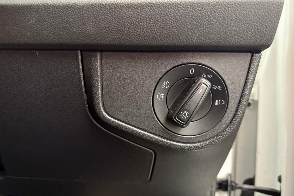 Volkswagen Polo Style Manual Petrol Hatchback - Stock Number (1553366) - 18th supplementary image