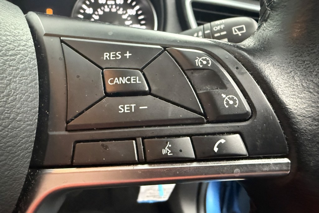 Nissan Qashqai Acenta Premium Automatic Petrol SUV - Stock Number (1553712) - 5th supplementary image