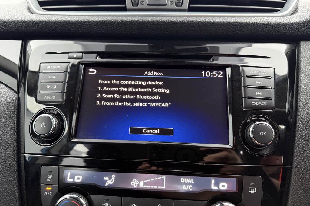 Nissan Qashqai Acenta Premium Automatic Petrol SUV - Stock Number (1553712) - 9th supplementary image