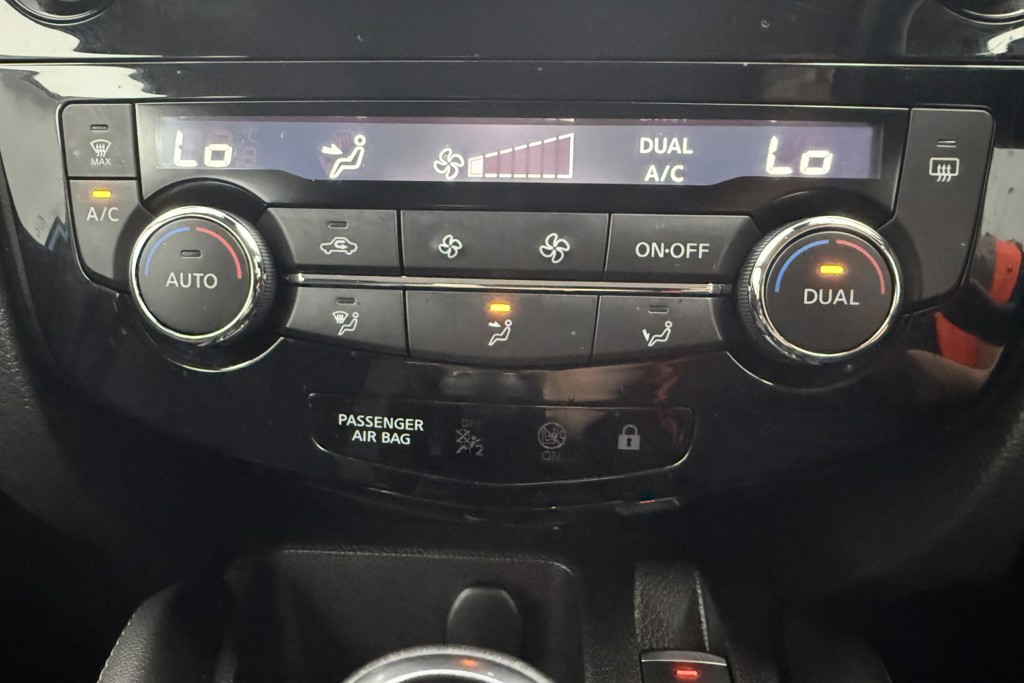 Nissan Qashqai Acenta Premium Automatic Petrol SUV - Stock Number (1553712) - 12th supplementary image