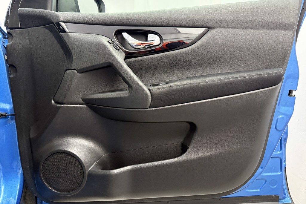 Nissan Qashqai Acenta Premium Automatic Petrol SUV - Stock Number (1553712) - 18th supplementary image