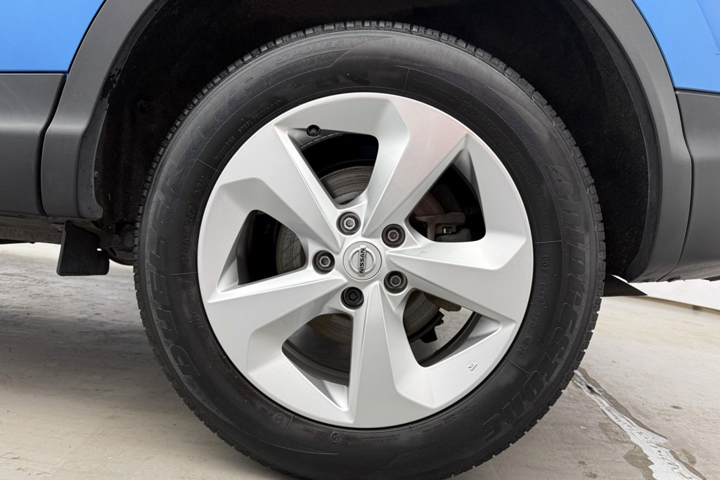 Nissan Qashqai Acenta Premium Automatic Petrol SUV - Stock Number (1553712) - 32nd supplementary image