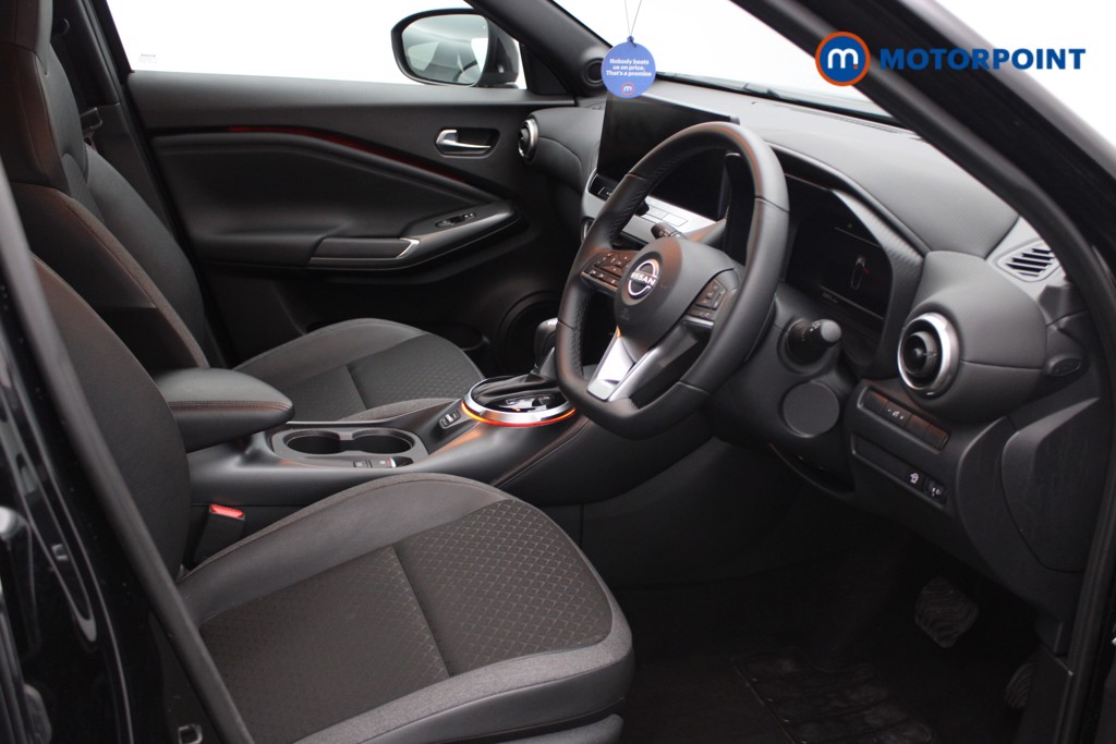 Nissan Juke N-Connecta Automatic Petrol SUV - Stock Number (1553913) - 3rd supplementary image