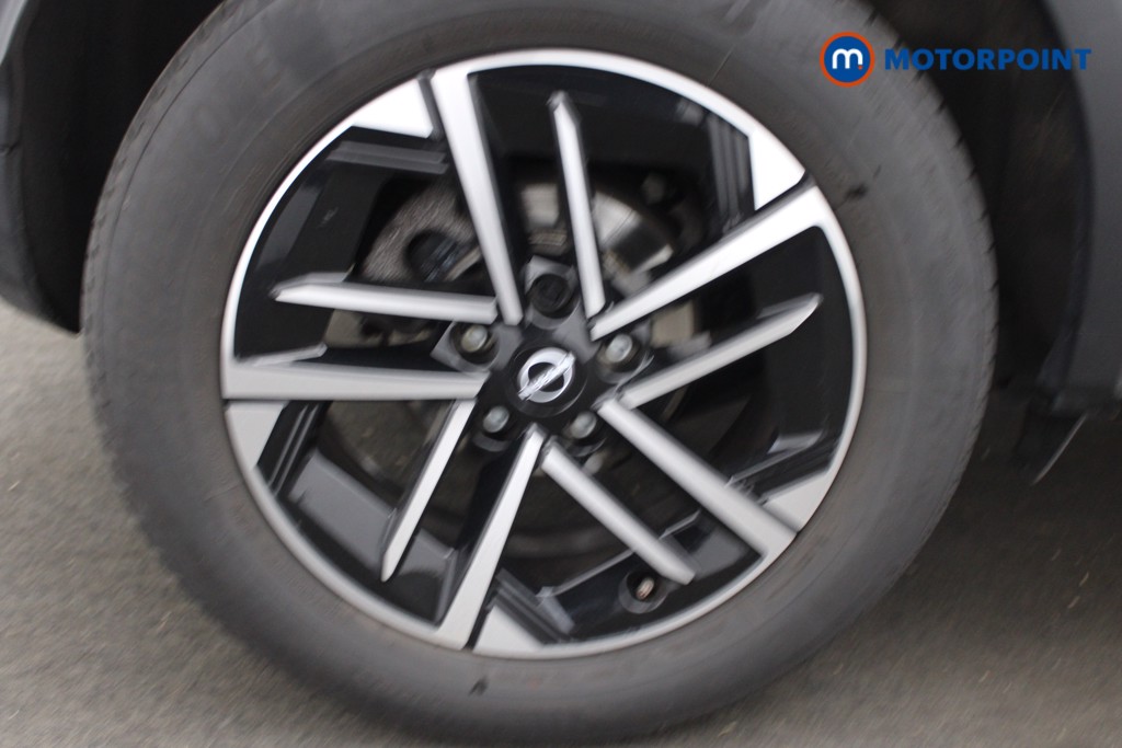 Nissan Juke N-Connecta Automatic Petrol SUV - Stock Number (1553913) - 19th supplementary image