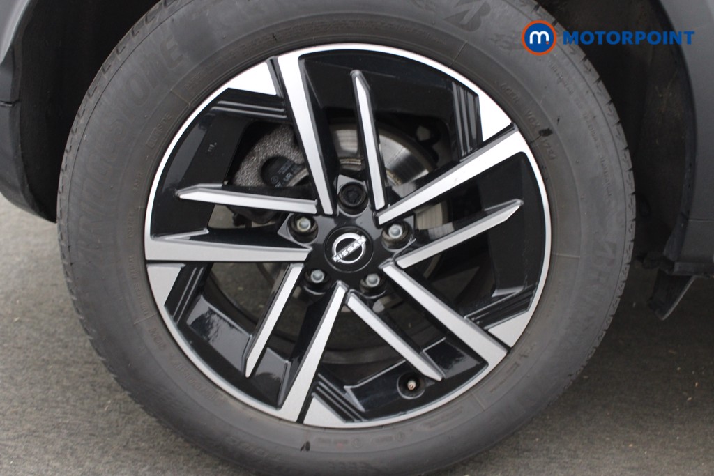Nissan Juke N-Connecta Automatic Petrol SUV - Stock Number (1553913) - 20th supplementary image