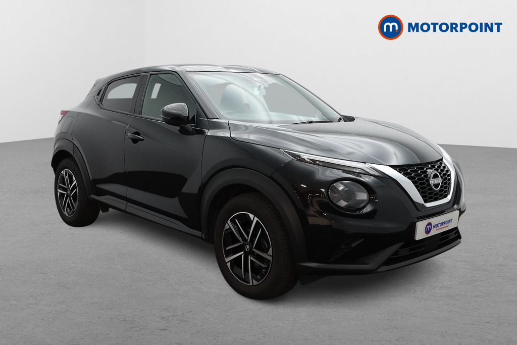 Nissan Juke N-Connecta Automatic Petrol SUV - Stock Number (1553913) - Drivers side front corner