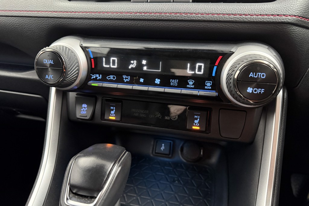 Toyota Rav4 Design Automatic Petrol Plug-In Hybrid SUV - Stock Number (1554409) - 11th supplementary image