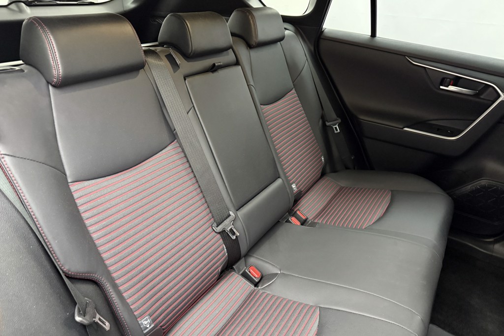 Toyota Rav4 Design Automatic Petrol Plug-In Hybrid SUV - Stock Number (1554409) - 25th supplementary image