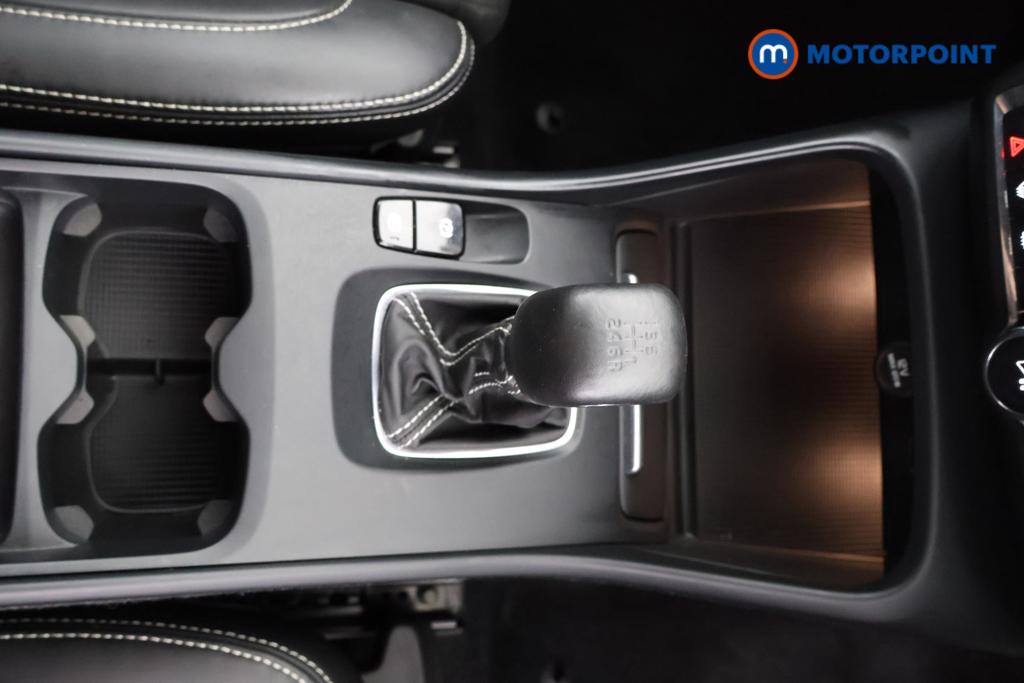 Volvo Xc40 R Design Manual Petrol SUV - Stock Number (1555101) - 6th supplementary image