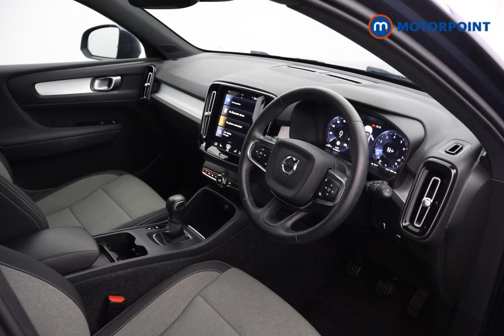 Volvo Xc40 Momentum Manual Petrol SUV - Stock Number (1555116) - 9th supplementary image
