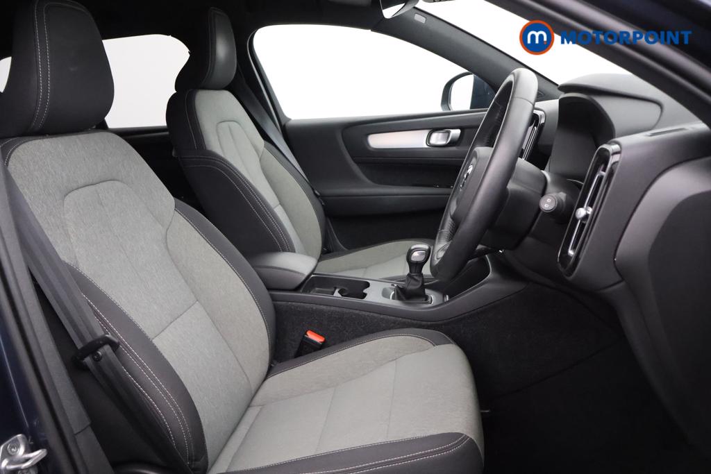Volvo Xc40 Momentum Manual Petrol SUV - Stock Number (1555116) - 10th supplementary image