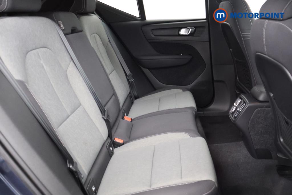 Volvo Xc40 Momentum Manual Petrol SUV - Stock Number (1555116) - 13th supplementary image