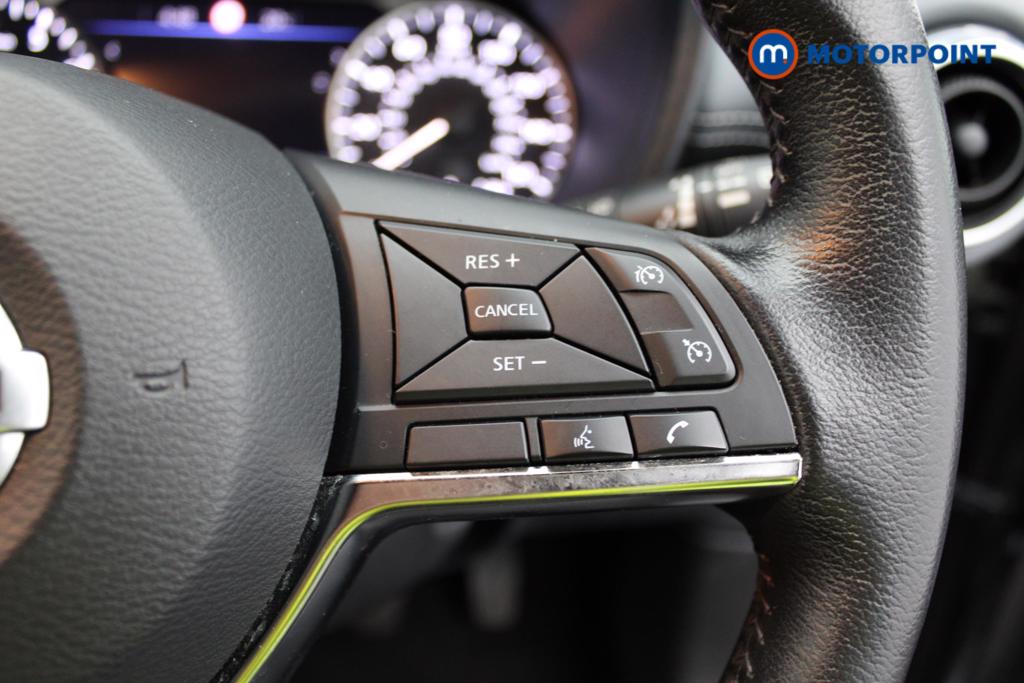 Nissan Juke N-Connecta Manual Petrol SUV - Stock Number (1555273) - 15th supplementary image