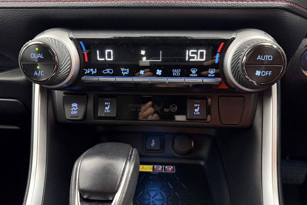 Toyota Rav4 Dynamic Automatic Petrol Plug-In Hybrid SUV - Stock Number (1555730) - 11th supplementary image