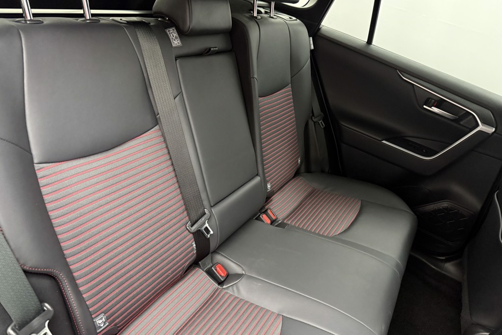 Toyota Rav4 Dynamic Automatic Petrol Plug-In Hybrid SUV - Stock Number (1555730) - 23rd supplementary image