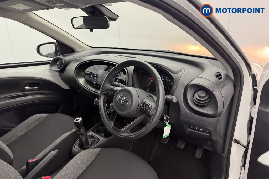 Toyota Aygo X Pure Manual Petrol Hatchback - Stock Number (1556061) - 3rd supplementary image