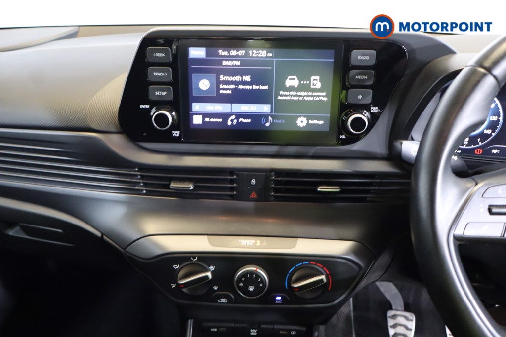 Hyundai Bayon Se Connect Manual Petrol-Electric Hybrid SUV - Stock Number (1556302) - 3rd supplementary image