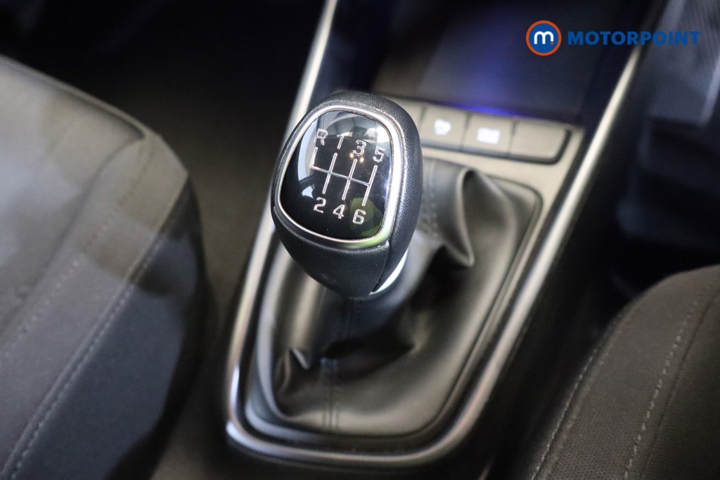 Hyundai Bayon Se Connect Manual Petrol-Electric Hybrid SUV - Stock Number (1556302) - 8th supplementary image