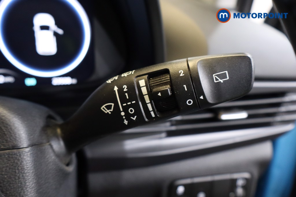 Hyundai Bayon Se Connect Manual Petrol-Electric Hybrid SUV - Stock Number (1556302) - 12th supplementary image