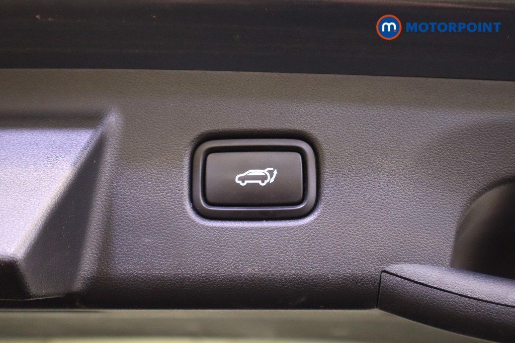 Hyundai Tucson Ultimate Automatic Petrol-Electric Hybrid SUV - Stock Number (1557765) - 12th supplementary image