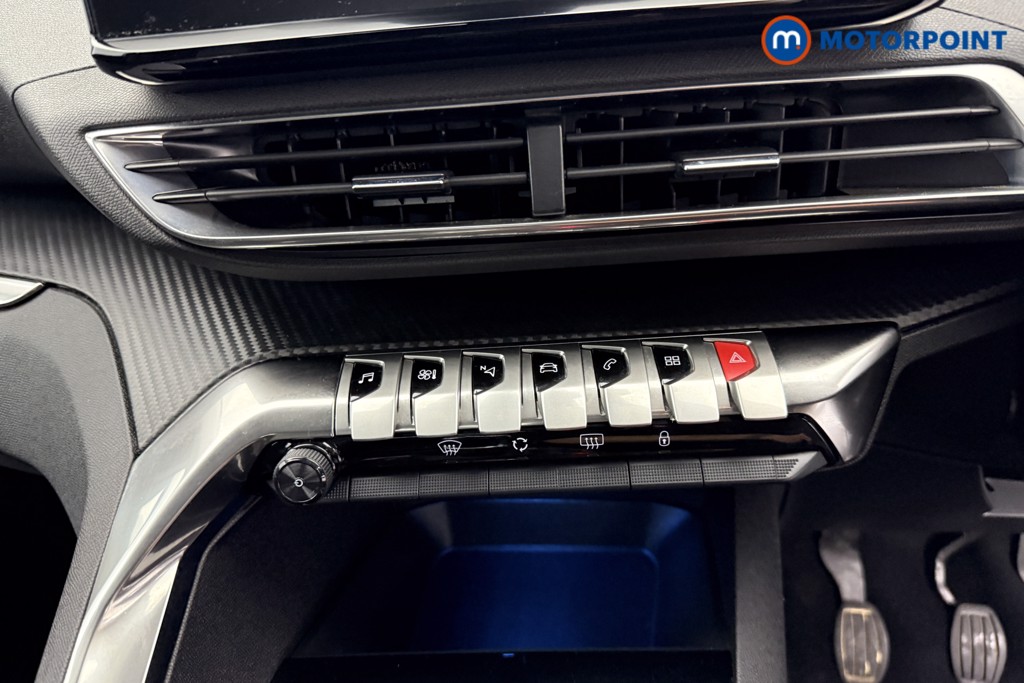 Peugeot 3008 Active Premium Manual Petrol SUV - Stock Number (1558366) - 11th supplementary image