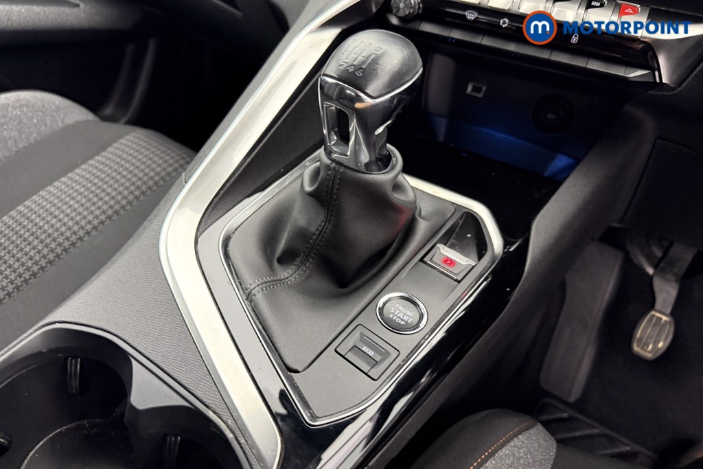 Peugeot 3008 Active Premium Manual Petrol SUV - Stock Number (1558366) - 12th supplementary image