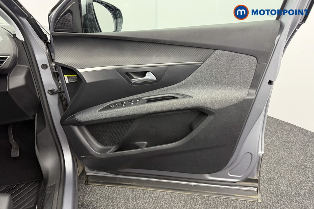 Peugeot 3008 Active Premium Manual Petrol SUV - Stock Number (1558366) - 16th supplementary image