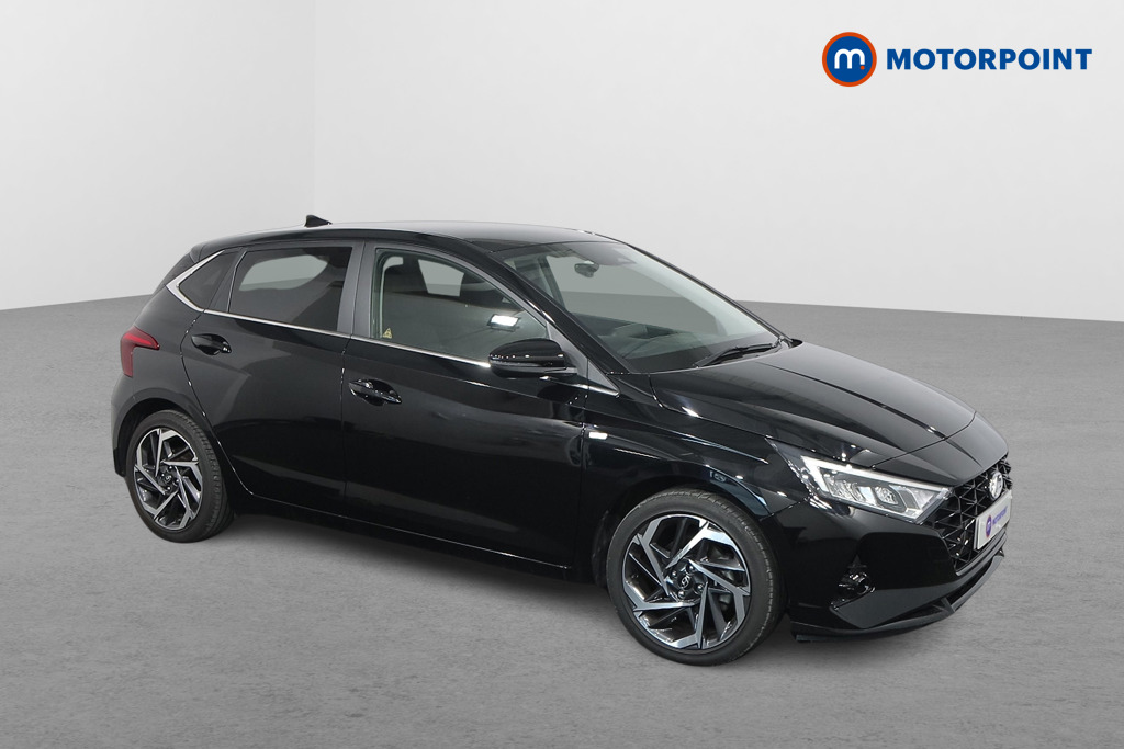 Hyundai I20 Premium Manual Petrol Hatchback - Stock Number (1558405) - Drivers side front corner