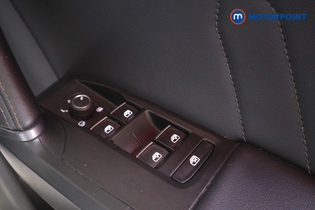 Cupra Leon VZ1 Automatic Petrol Hatchback - Stock Number (1558412) - 9th supplementary image