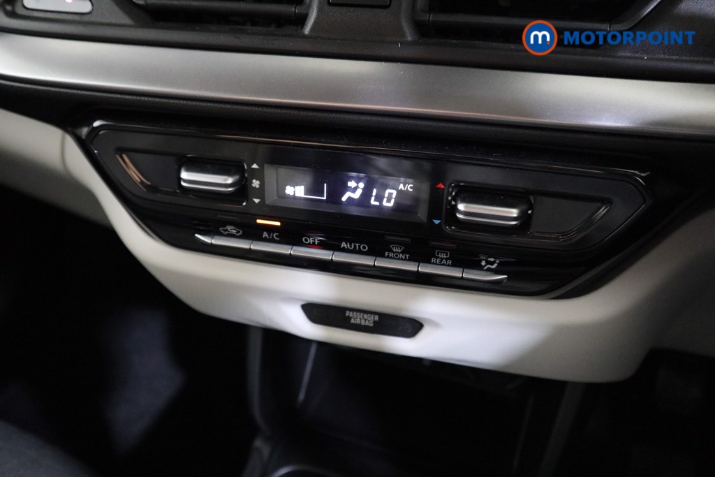 Suzuki Swift Ultra Manual Petrol-Electric Hybrid Hatchback - Stock Number (1558643) - 7th supplementary image