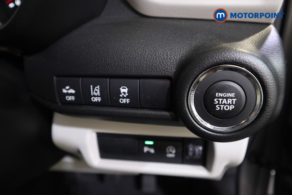 Suzuki Swift Ultra Manual Petrol-Electric Hybrid Hatchback - Stock Number (1558643) - 9th supplementary image