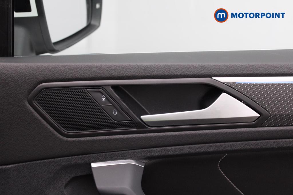 Volkswagen Tiguan R-Line Automatic Petrol SUV - Stock Number (1558674) - 11th supplementary image