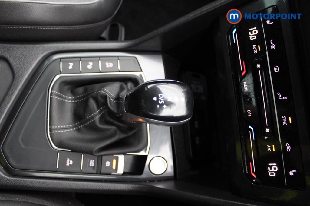 Volkswagen Tiguan R-Line Automatic Petrol SUV - Stock Number (1558674) - 19th supplementary image