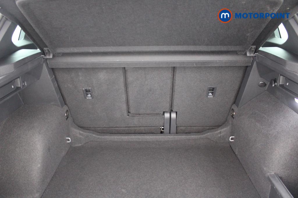 Volkswagen Tiguan R-Line Automatic Petrol SUV - Stock Number (1558674) - 22nd supplementary image
