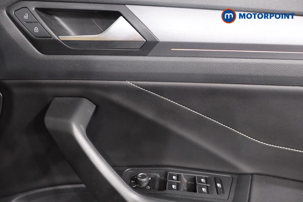 Volkswagen T-Roc Style Automatic Petrol SUV - Stock Number (1558695) - 10th supplementary image