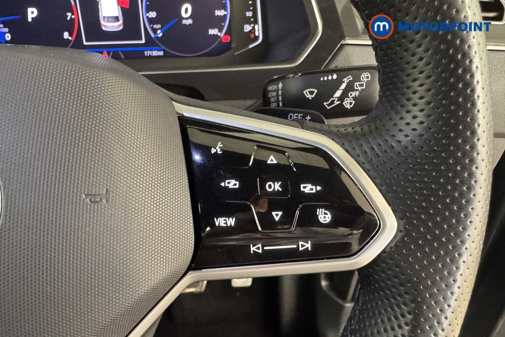 Volkswagen Tiguan R-Line Automatic Petrol SUV - Stock Number (1558710) - 13th supplementary image