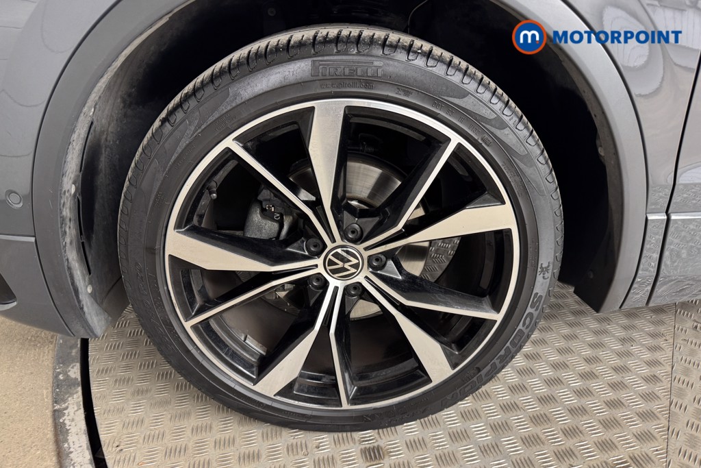 Volkswagen Tiguan R-Line Automatic Petrol SUV - Stock Number (1558710) - 21st supplementary image