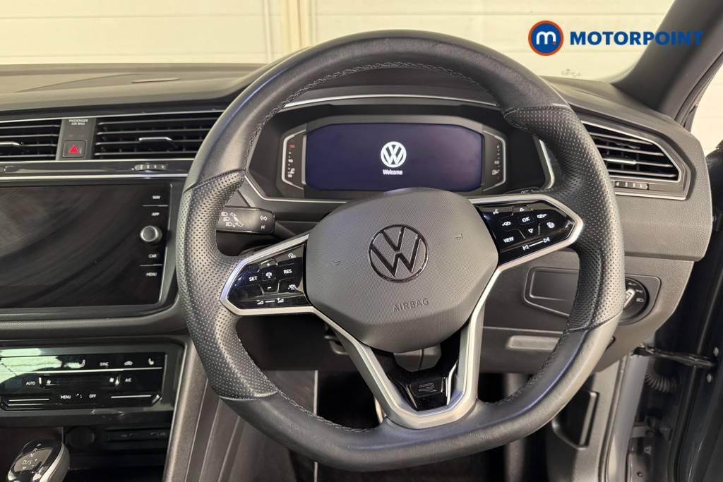 Volkswagen Tiguan R-Line Automatic Petrol SUV - Stock Number (1558710) - 1st supplementary image