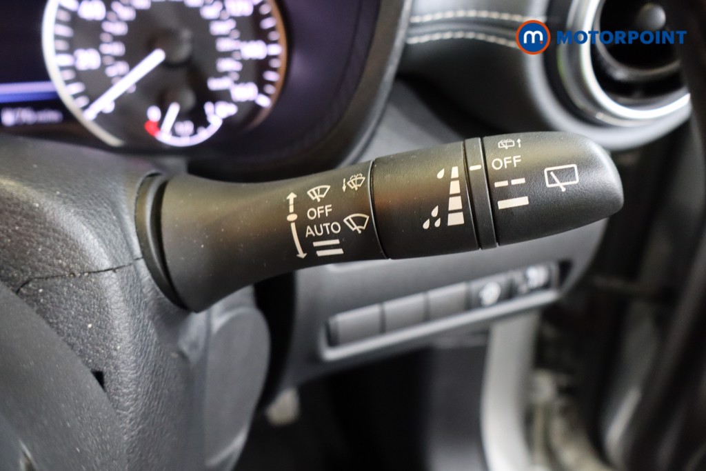 Nissan Juke N-Connecta Automatic Petrol SUV - Stock Number (1558944) - 12th supplementary image