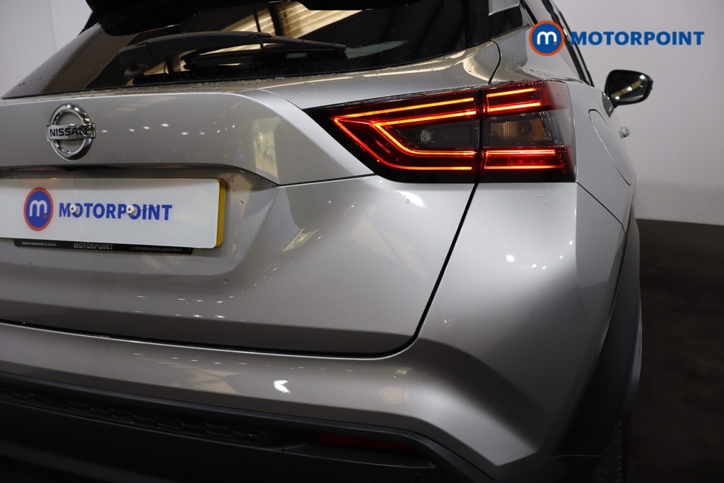 Nissan Juke N-Connecta Automatic Petrol SUV - Stock Number (1558944) - 25th supplementary image