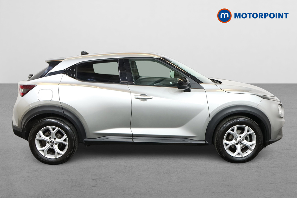 Nissan Juke N-Connecta Automatic Petrol SUV - Stock Number (1558944) - Drivers side