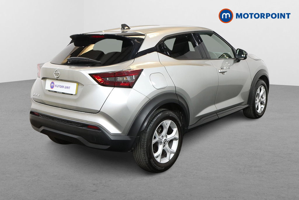Nissan Juke N-Connecta Automatic Petrol SUV - Stock Number (1558944) - Drivers side rear corner
