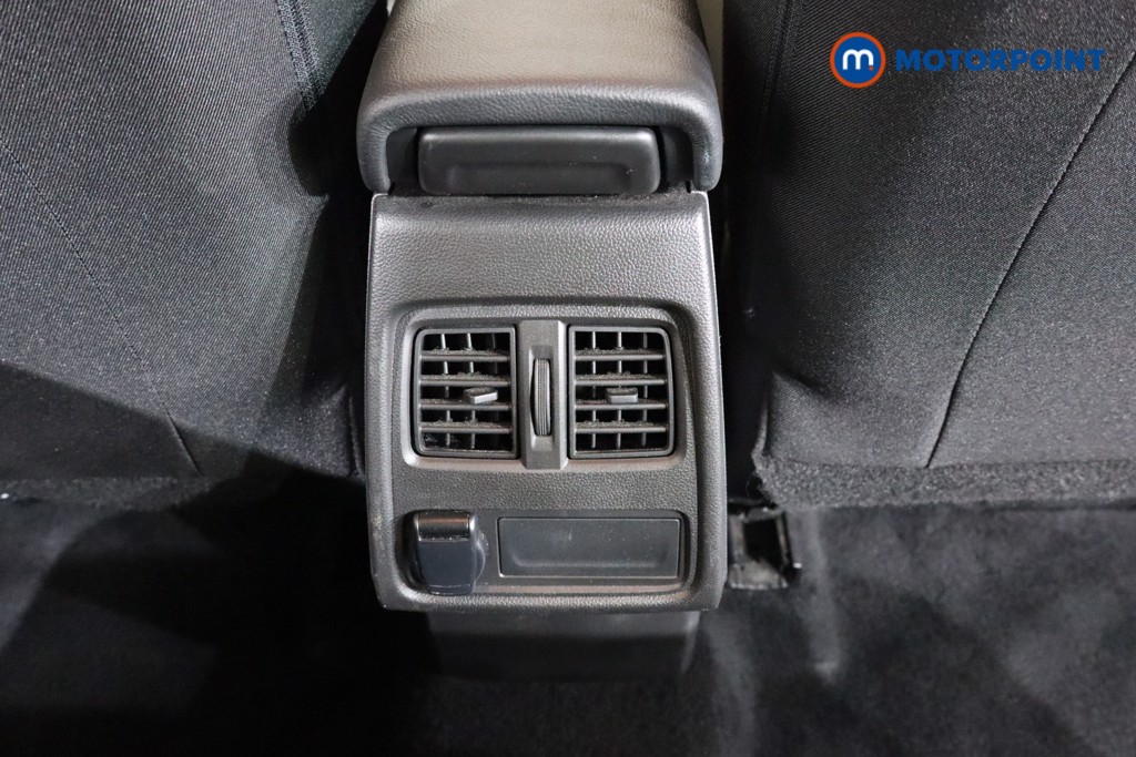 Renault Captur Evolution Automatic Petrol-Electric Hybrid SUV - Stock Number (1559090) - 17th supplementary image