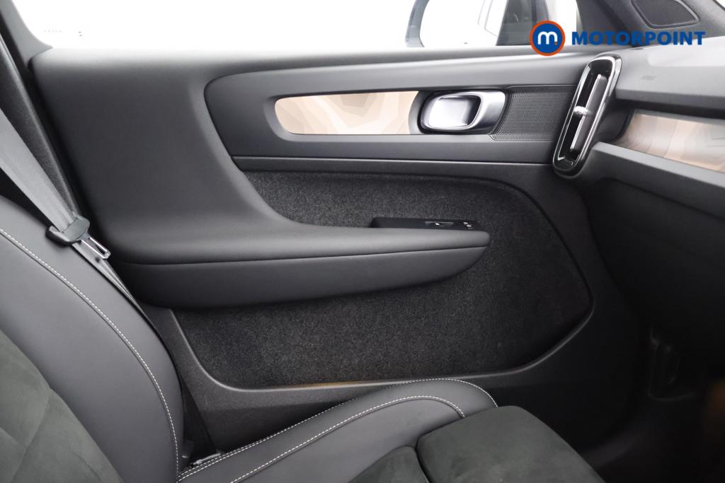 Volvo Xc40 Plus Automatic Petrol Plug-In Hybrid SUV - Stock Number (1559207) - 7th supplementary image