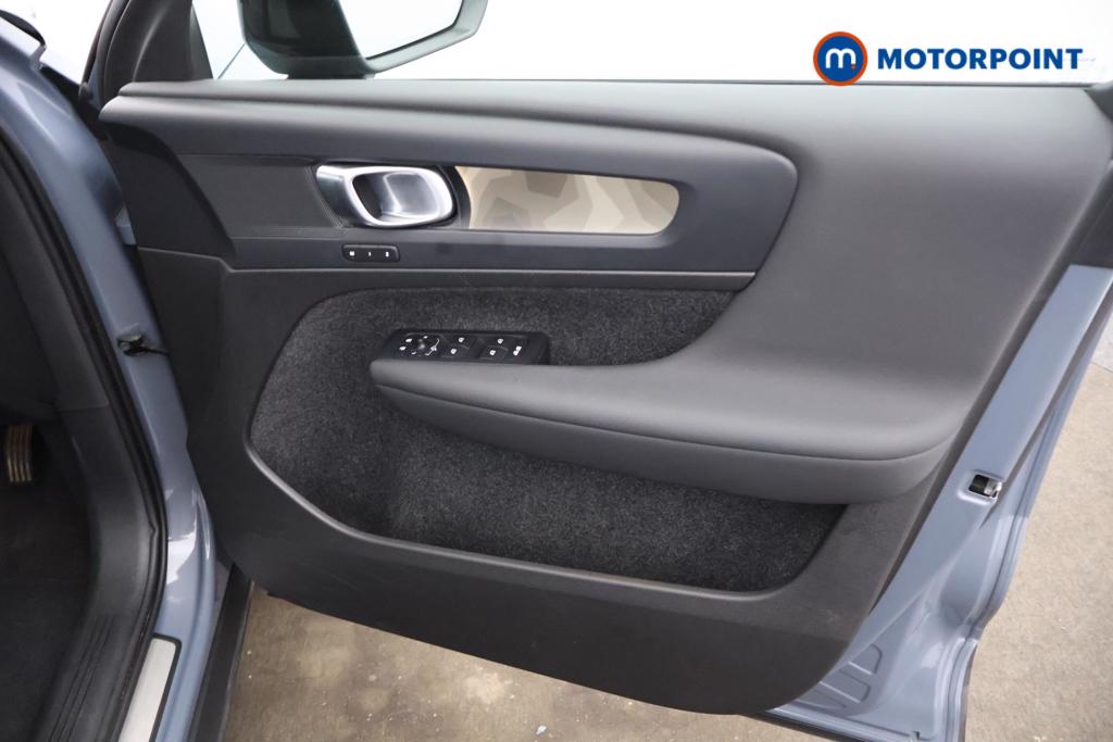 Volvo Xc40 Plus Automatic Petrol Plug-In Hybrid SUV - Stock Number (1559207) - 10th supplementary image