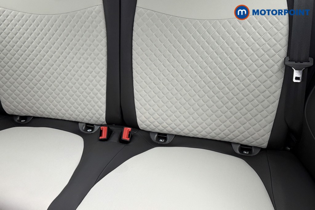Fiat 500 Dolcevita Manual Petrol-Electric Hybrid Hatchback - Stock Number (1559453) - 18th supplementary image
